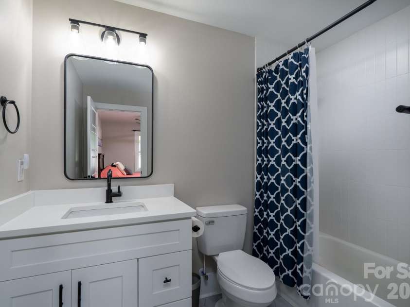 3501 Warp Street, Charlotte, NC 28205.  MLS# CAR4371238, YatesRealty ID 32705. 
