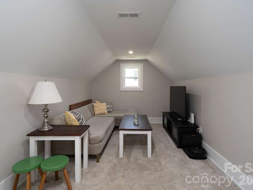 3501 Warp Street, Charlotte, NC 28205.  MLS# CAR4371238, YatesRealty ID 32705. 