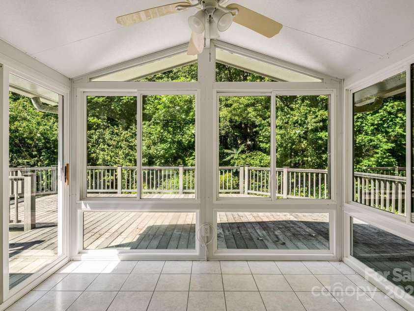 58 Blue Ridge Assembly Drive, Black Mountain, NC 28711.  MLS# CAR4292057, YatesRealty ID 32705. 