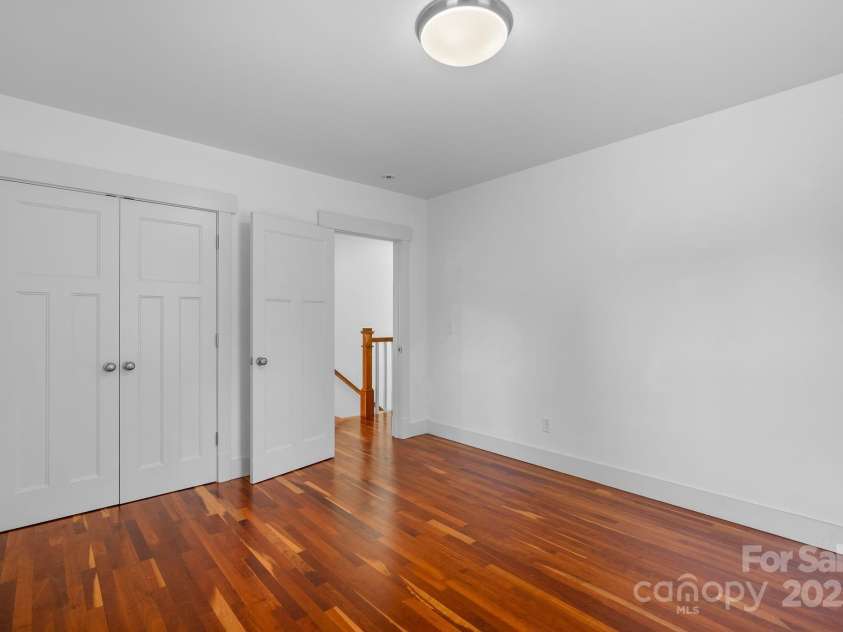 109 Zander Way, Asheville, NC 28805.  MLS# CAR4292315, YatesRealty ID 32706. 3rd bedroom -looking into the hall