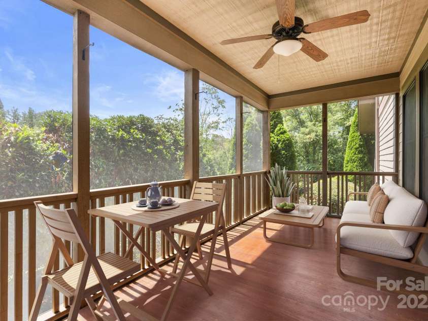 109 Zander Way, Asheville, NC 28805.  MLS# CAR4292315, YatesRealty ID 32706. Stagged picture