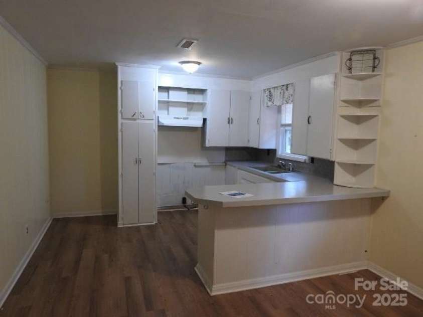 301 Meredith Drive, Trinity, NC 27370.  MLS# CAR4283422, YatesRealty ID 32708. 