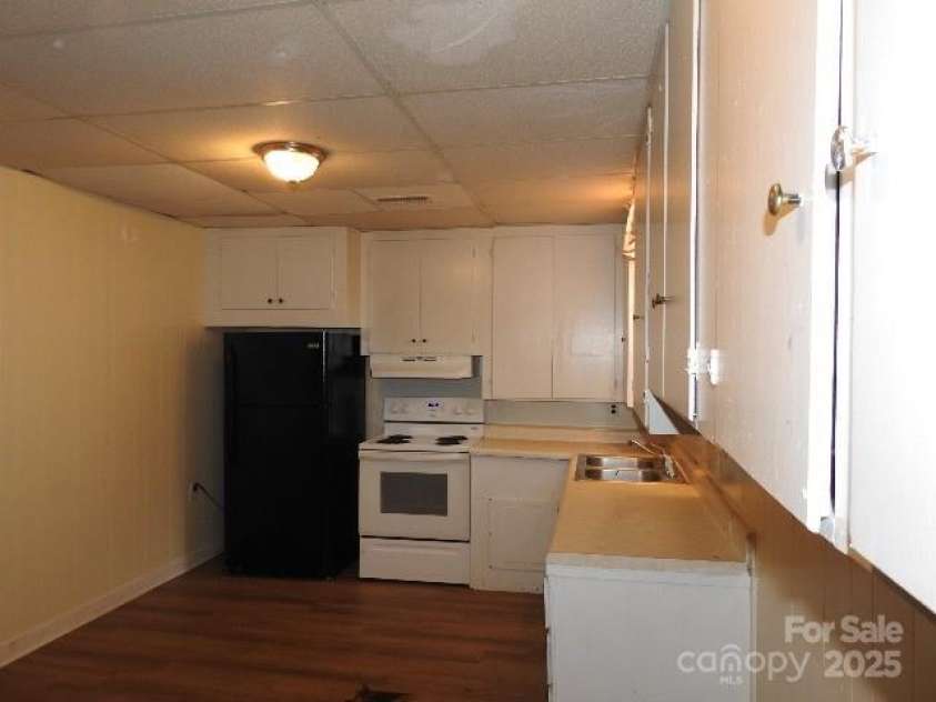 301 Meredith Drive, Trinity, NC 27370.  MLS# CAR4283422, YatesRealty ID 32708. 