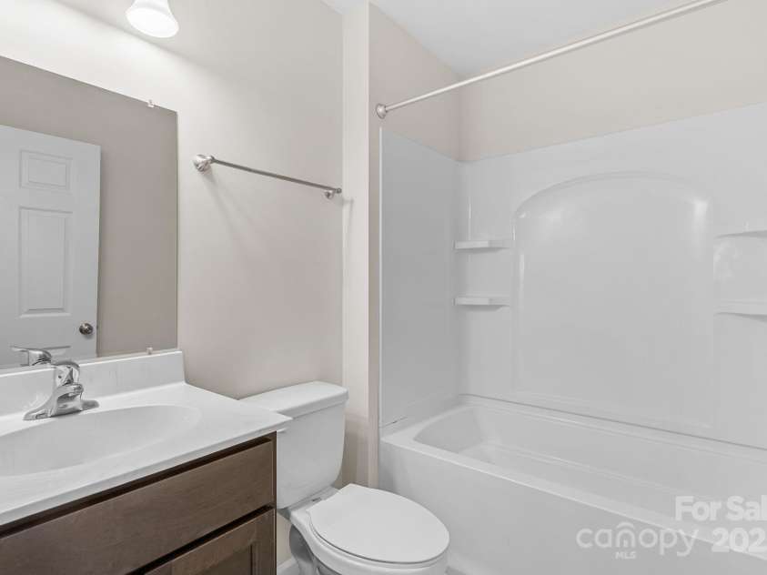 21 Lillie Farm Lane, Weaverville, NC 28787.  MLS# CAR4285857, YatesRealty ID 32709. 