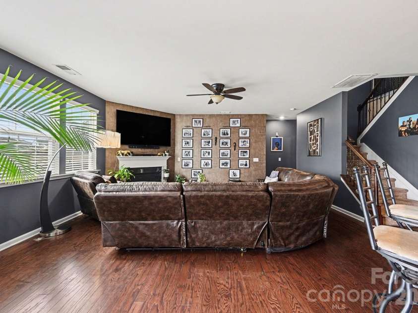 12614 Chantrey Way, Huntersville, NC 28078.  MLS# CAR4342230, YatesRealty ID 3271. 