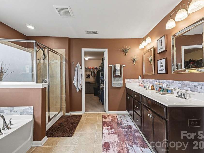 12614 Chantrey Way, Huntersville, NC 28078.  MLS# CAR4342230, YatesRealty ID 3271. 