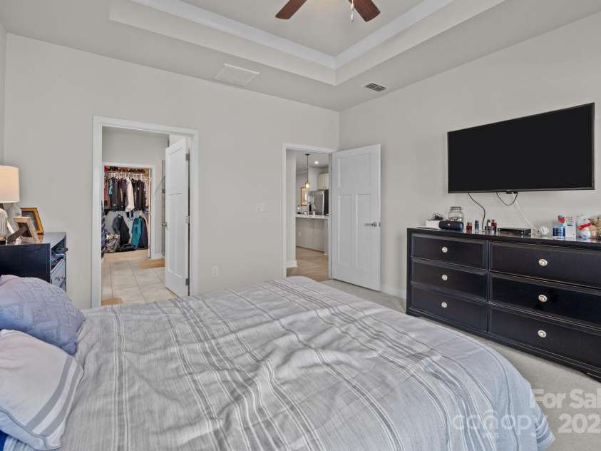 7005 Old Evergreen Parkway, Indian Trail, NC 28079.  MLS# CAR4287200, YatesRealty ID 32710. 1st floor primary