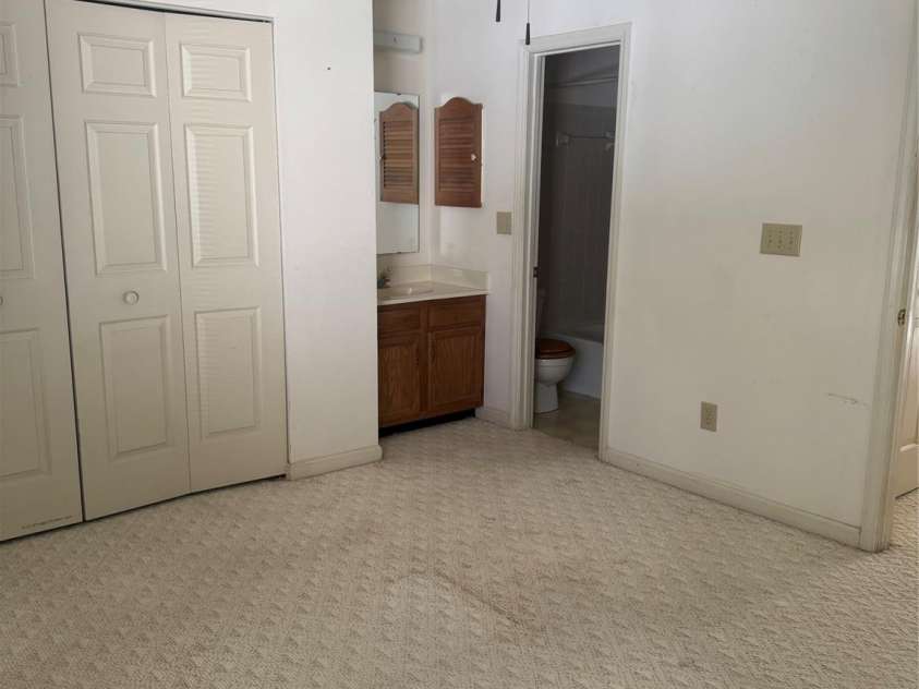 8275 Golf Ridge Drive, Charlotte, NC 28277.  MLS# CAR4383267, YatesRealty ID 32710. 