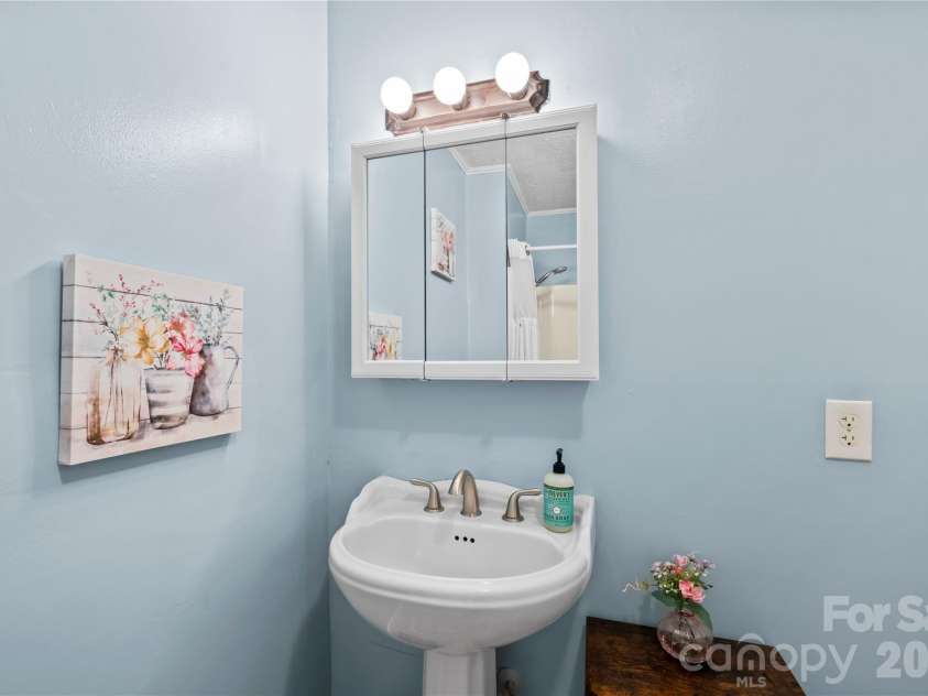 2879 Chandler Creek Road, Mars Hill, NC 28754.  MLS# CAR4404157, YatesRealty ID 32713. 