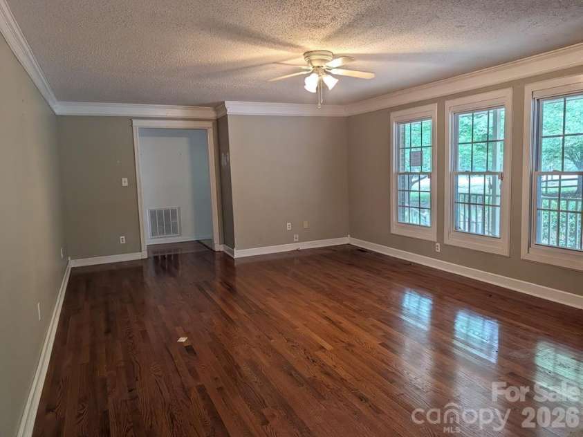 111 Midway Lake Road, Mooresville, NC 28115.  MLS# CAR4393364, YatesRealty ID 32714. 