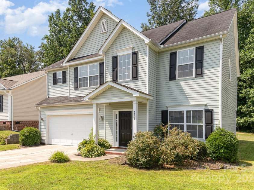 5233 Halverson Court, Kannapolis, NC 28083.  MLS# CAR4273326, YatesRealty ID 32714. 