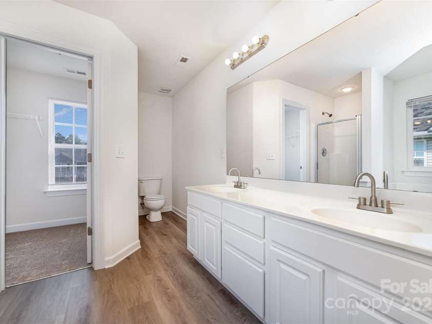 5233 Halverson Court, Kannapolis, NC 28083.  MLS# CAR4273326, YatesRealty ID 32714. Primary bath with dual vanity