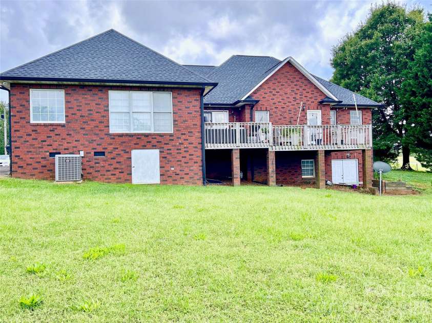 349 Murdock Road, Troutman, NC 28166.  MLS# CAR4395960, YatesRealty ID 32715. 