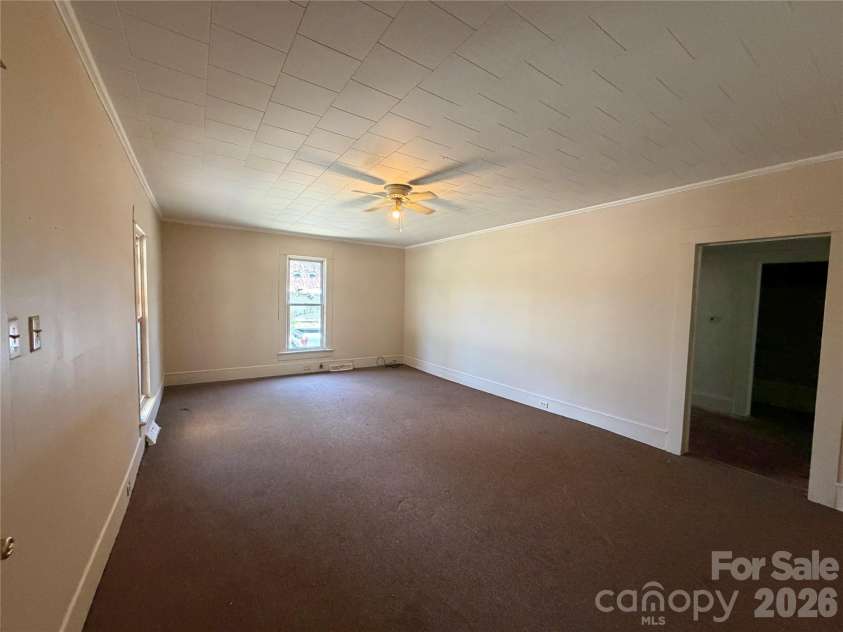 128 Long Street, Salisbury, NC 28144.  MLS# CAR4375388, YatesRealty ID 32716. 