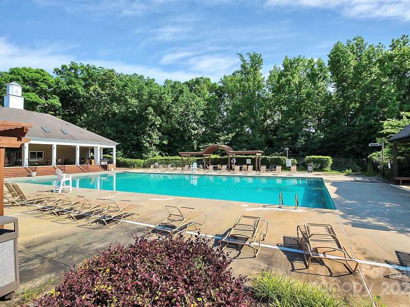 7707 Brisbane Court, Charlotte, NC 28215.  MLS# CAR4290159, YatesRealty ID 32716. 