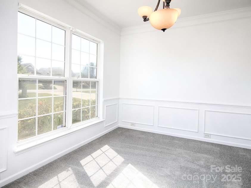 150 Bluffton Road, Mooresville, NC 28115.  MLS# CAR4241722, YatesRealty ID 32717. Dining Room