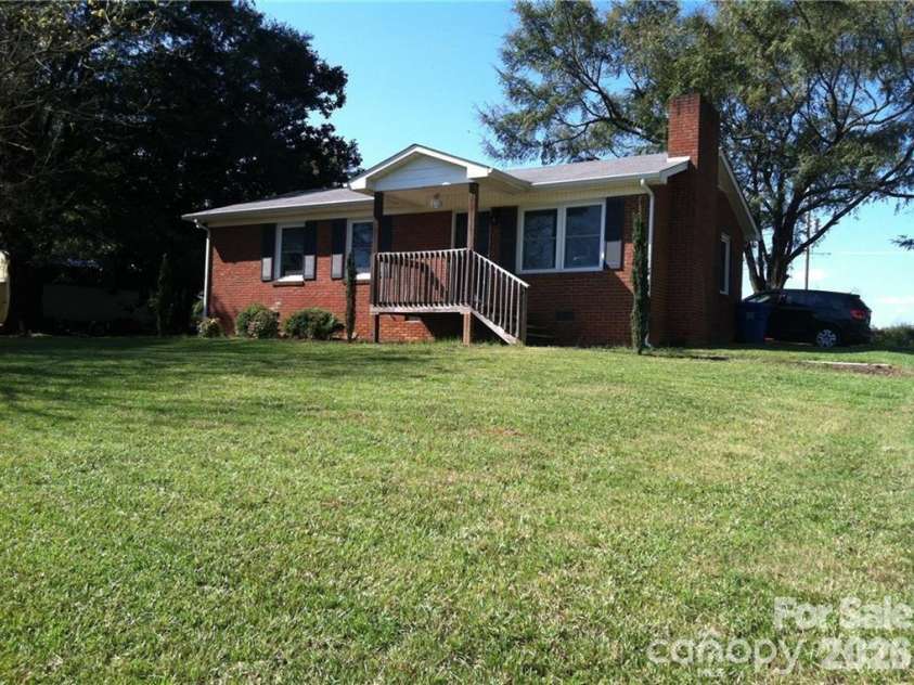 2604 Long Hope Road, Monroe, NC 28112.  MLS# CAR4394894, YatesRealty ID 32717. 