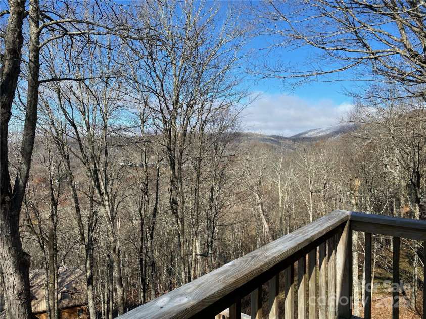 920 McKinney Gap Drive, Mars Hill, NC 28754.  MLS# CAR4277067, YatesRealty ID 32718. Winter Views