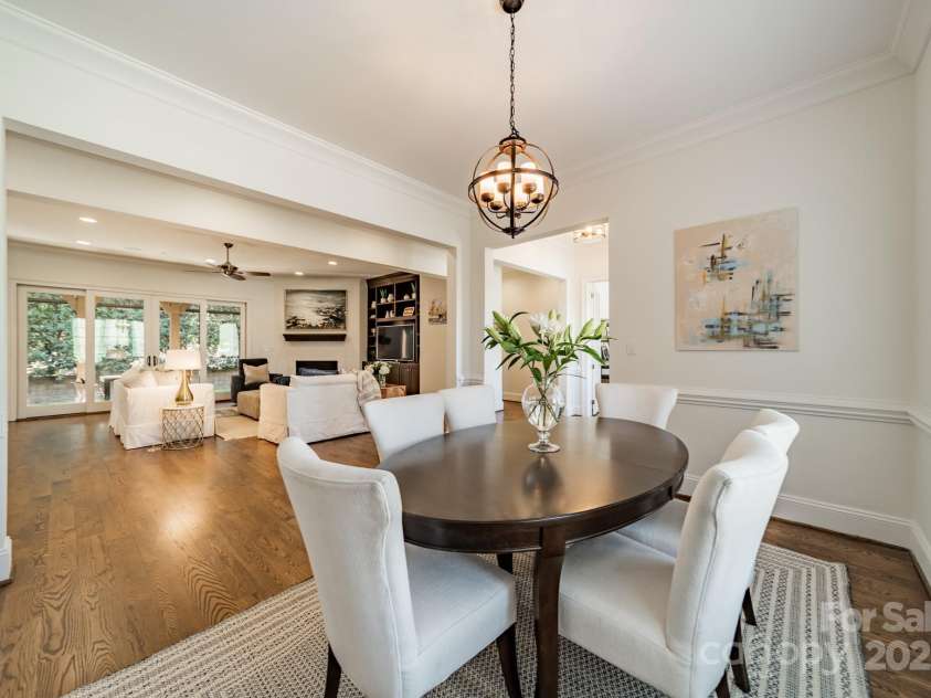 913 Dacavin Drive, Charlotte, NC 28226.  MLS# CAR4238298, YatesRealty ID 3272. Dining Room