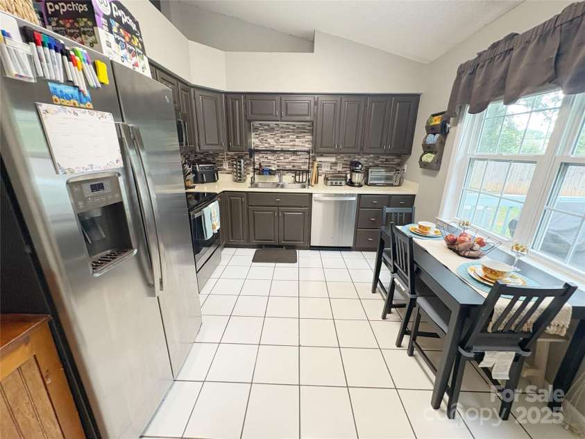 1515 Cambridge Heights Place, Concord, NC 28027.  MLS# CAR4292466, YatesRealty ID 32720. 