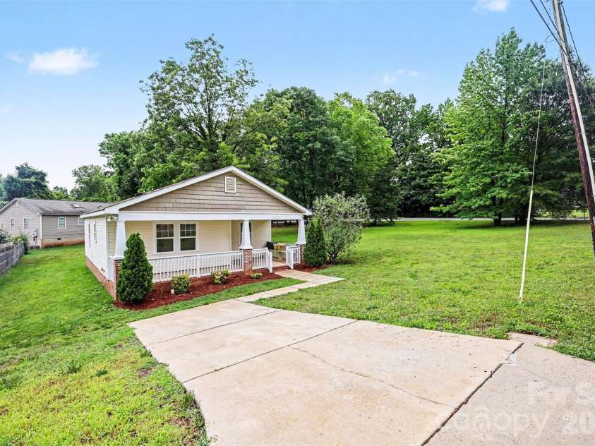 3608 Corbett Street, Charlotte, NC 28208.  MLS# CAR4396123, YatesRealty ID 32720. Front
