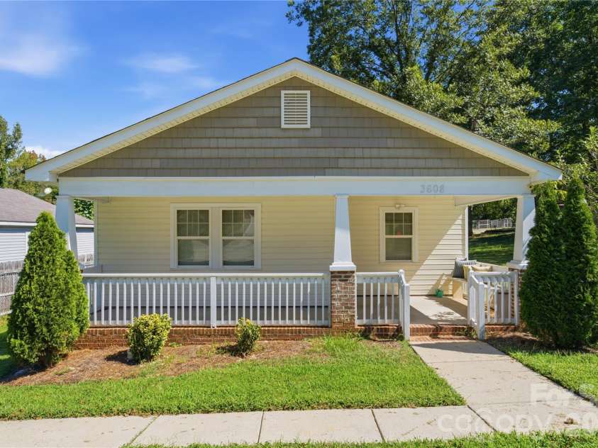 3608 Corbett Street, Charlotte, NC 28208.  MLS# CAR4421983, YatesRealty ID 32720. 
