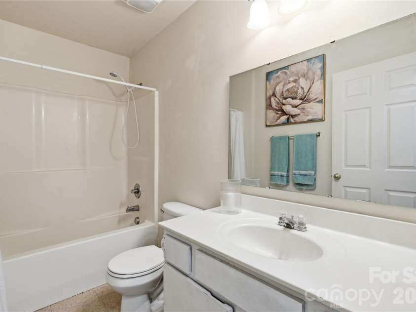 3608 Corbett Street, Charlotte, NC 28208.  MLS# CAR4421983, YatesRealty ID 32720. 