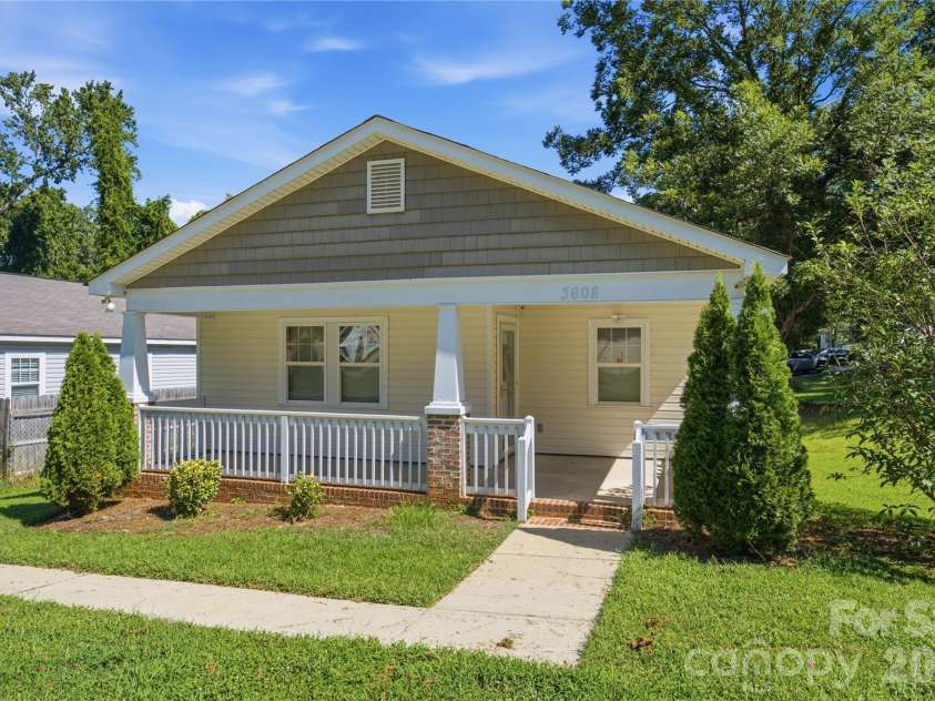 3608 Corbett Street, Charlotte, NC 28208.  MLS# CAR4421983, YatesRealty ID 32720. 