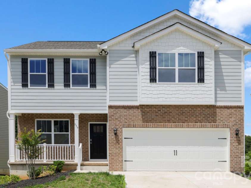 839 Adelston Lane, Asheville, NC 28804.  MLS# CAR4396315, YatesRealty ID 32721. 