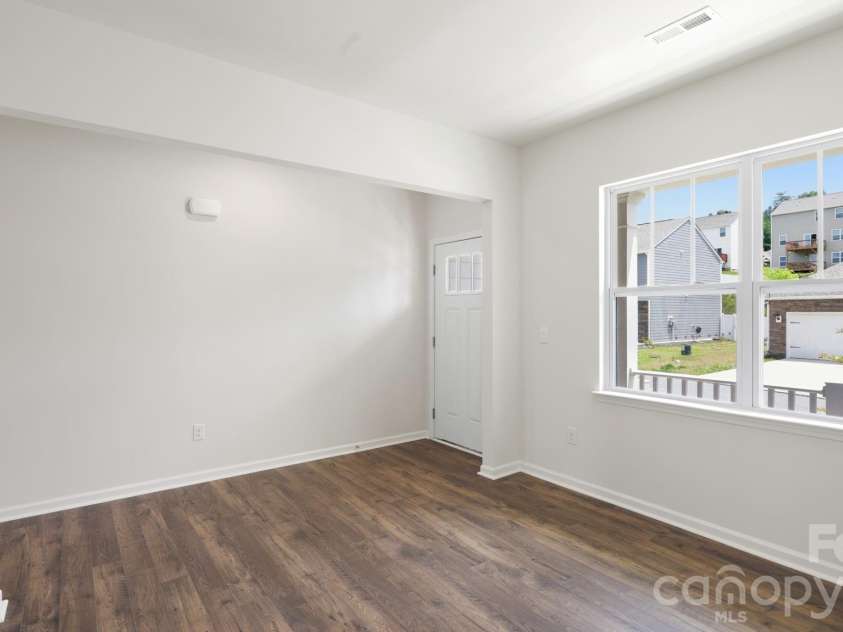 839 Adelston Lane, Asheville, NC 28804.  MLS# CAR4396315, YatesRealty ID 32721. 