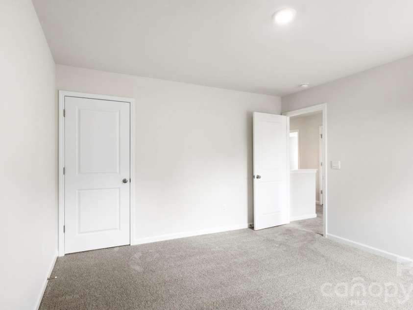 839 Adelston Lane, Asheville, NC 28804.  MLS# CAR4396315, YatesRealty ID 32721. 
