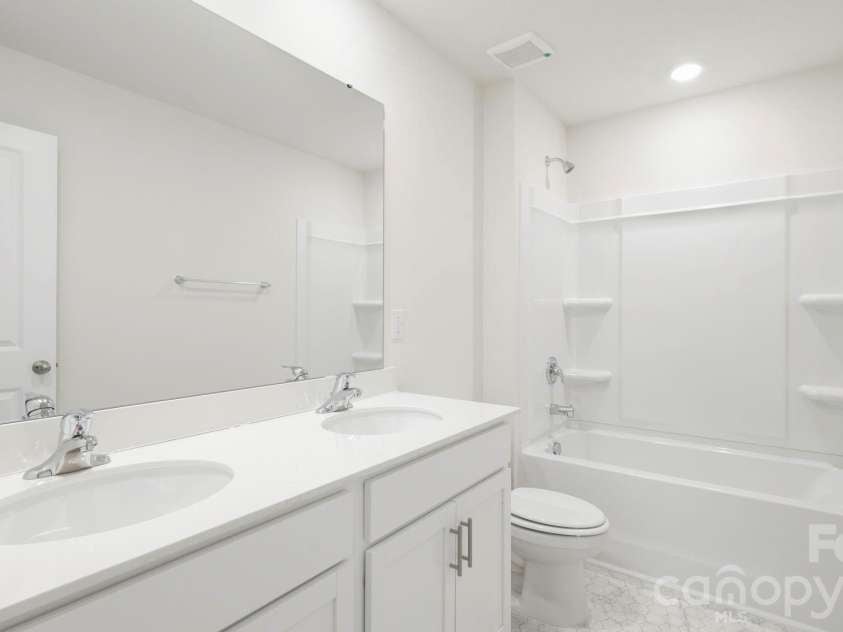 839 Adelston Lane, Asheville, NC 28804.  MLS# CAR4396315, YatesRealty ID 32721. 