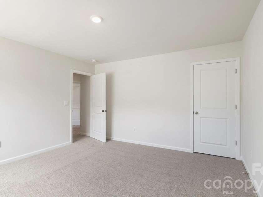 839 Adelston Lane, Asheville, NC 28804.  MLS# CAR4396315, YatesRealty ID 32721. 