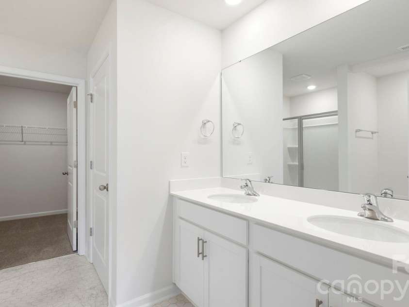 839 Adelston Lane, Asheville, NC 28804.  MLS# CAR4396315, YatesRealty ID 32721. 