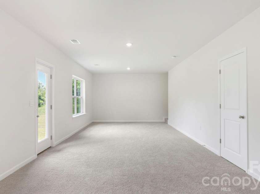 839 Adelston Lane, Asheville, NC 28804.  MLS# CAR4396315, YatesRealty ID 32721. 