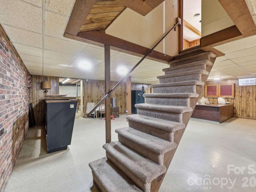 404 Lyerly Street, Salisbury, NC 28146.  MLS# CAR4388736, YatesRealty ID 32722. 