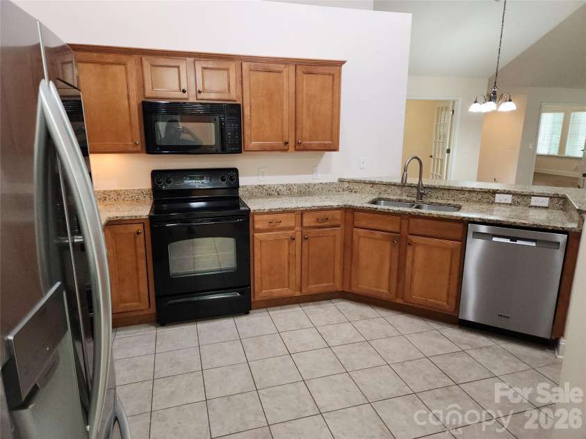 1 Mountain Meadow Circle, Weaverville, NC 28787.  MLS# CAR4395637, YatesRealty ID 32723. 