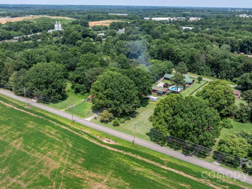 151 Third Creek Road, Statesville, NC 28677.  MLS# CAR4274166, YatesRealty ID 32723. 