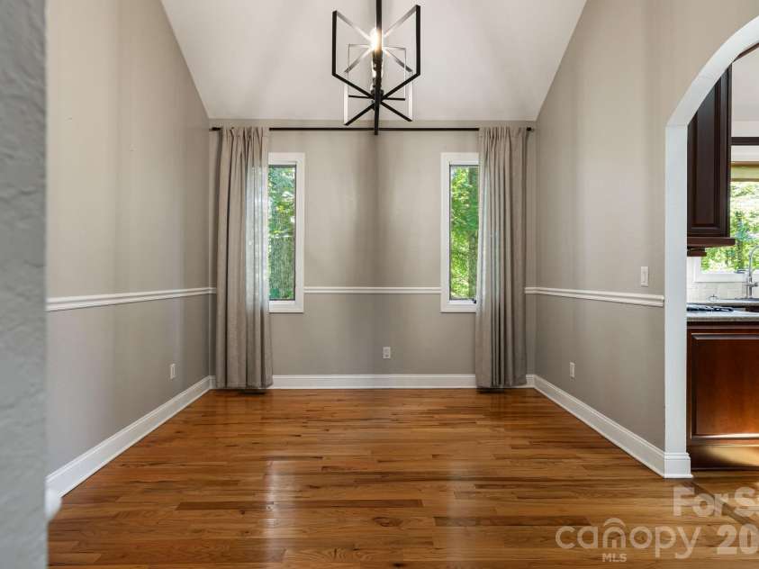 67 Reeses Ridge Court, Hendersonville, NC 28739.  MLS# CAR4387257, YatesRealty ID 32724. Dining room