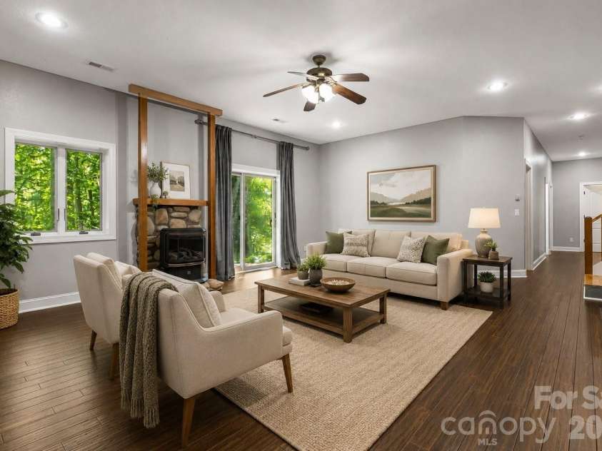 67 Reeses Ridge Court, Hendersonville, NC 28739.  MLS# CAR4387257, YatesRealty ID 32724. Virtually Staged