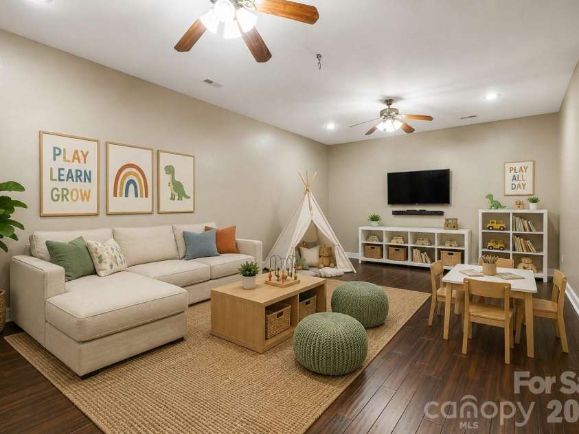67 Reeses Ridge Court, Hendersonville, NC 28739.  MLS# CAR4387257, YatesRealty ID 32724. Virtually Staged