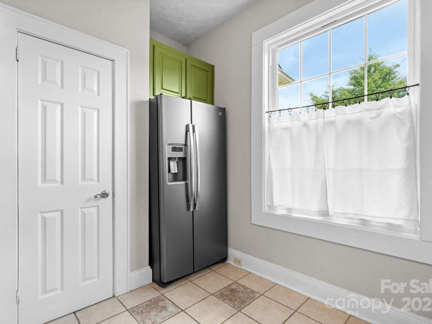 98 Main Street, Granite Falls, NC 28630.  MLS# CAR4262939, YatesRealty ID 32724. 