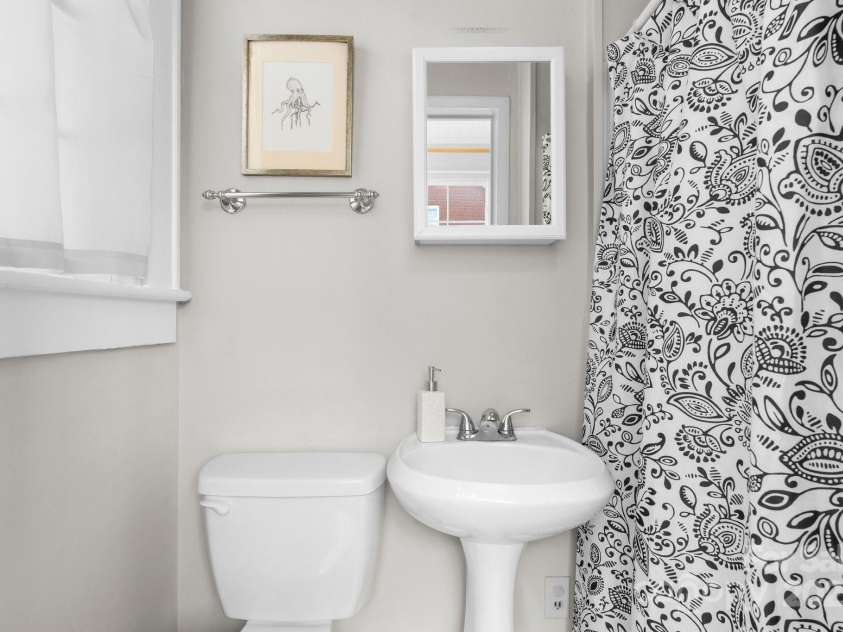 98 Main Street, Granite Falls, NC 28630.  MLS# CAR4262939, YatesRealty ID 32724. 