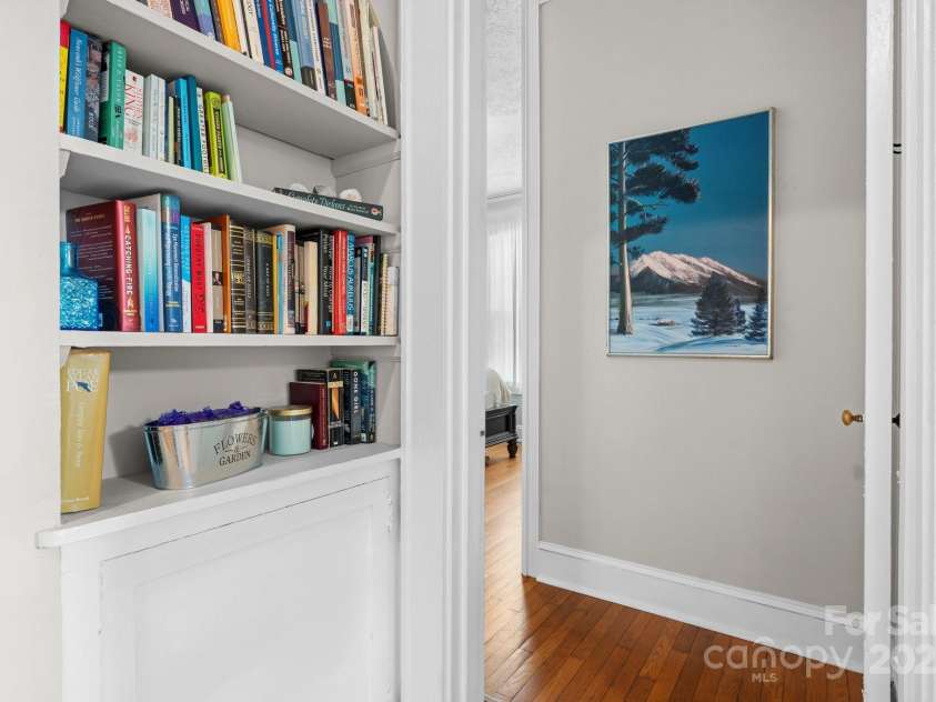 98 Main Street, Granite Falls, NC 28630.  MLS# CAR4262939, YatesRealty ID 32724. 