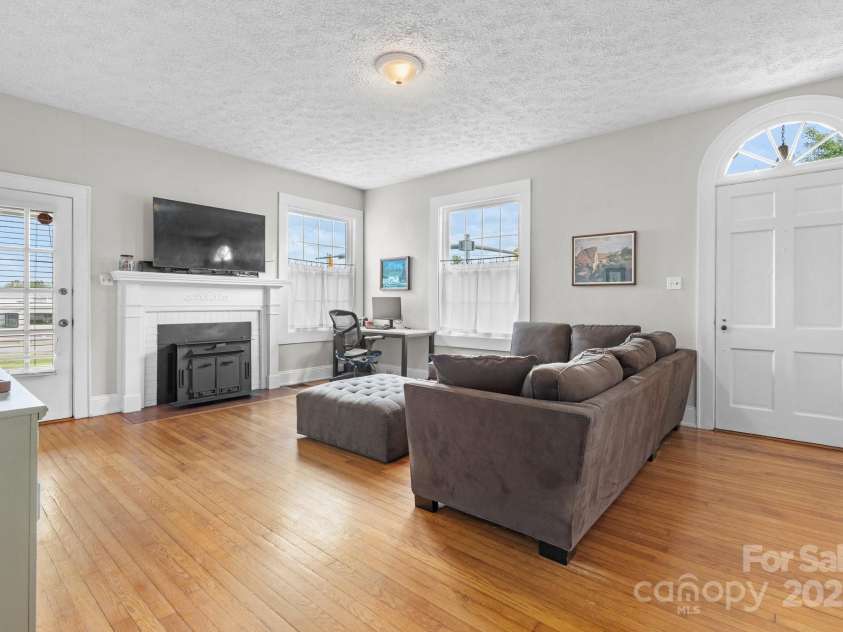 98 Main Street, Granite Falls, NC 28630.  MLS# CAR4262939, YatesRealty ID 32724. 