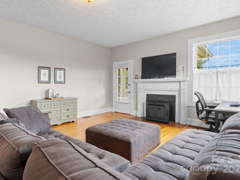 98 Main Street, Granite Falls, NC 28630.  MLS# CAR4262939, YatesRealty ID 32724. 