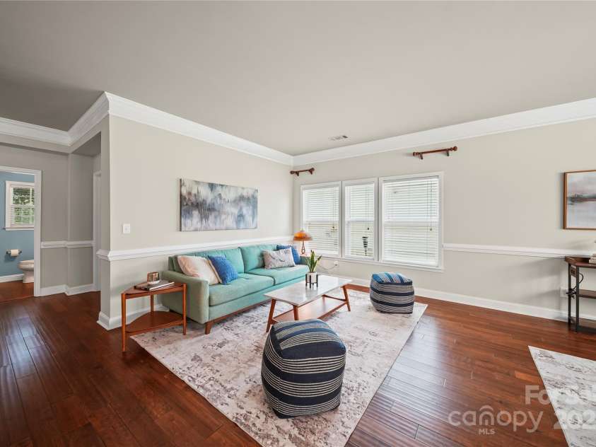 10420 Glenburn Lane, Charlotte, NC 28278.  MLS# CAR4278007, YatesRealty ID 32726. 