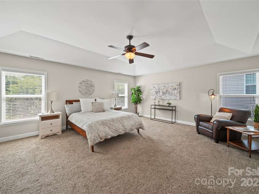 10420 Glenburn Lane, Charlotte, NC 28278.  MLS# CAR4278007, YatesRealty ID 32726. 