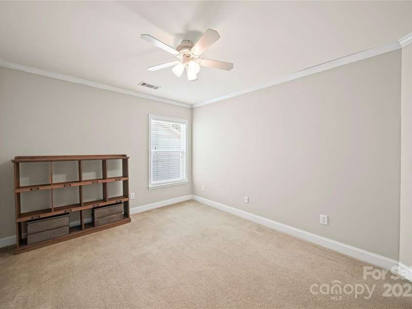 10420 Glenburn Lane, Charlotte, NC 28278.  MLS# CAR4278007, YatesRealty ID 32726. 