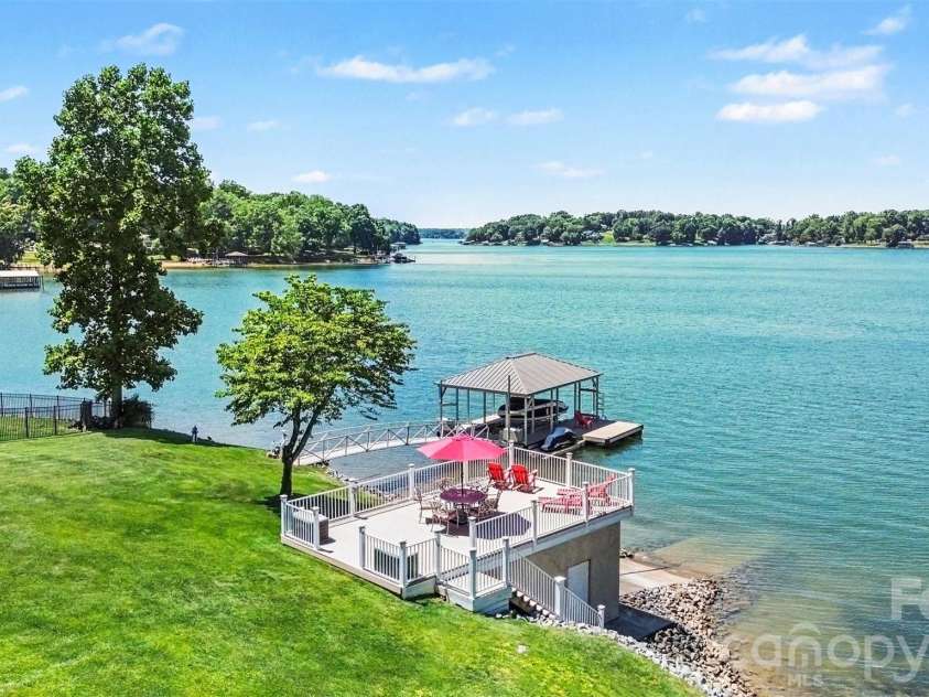 678 Normandy Road, Mooresville, NC 28117.  MLS# CAR4391129, YatesRealty ID 32726. 